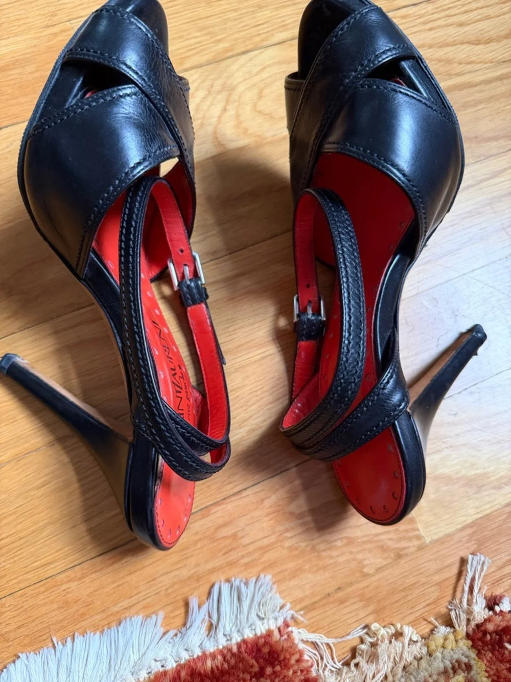 Saint Laurent Black Leather Crisscross Open-Toe Heels with Red Insole - Picture 4 of 6
